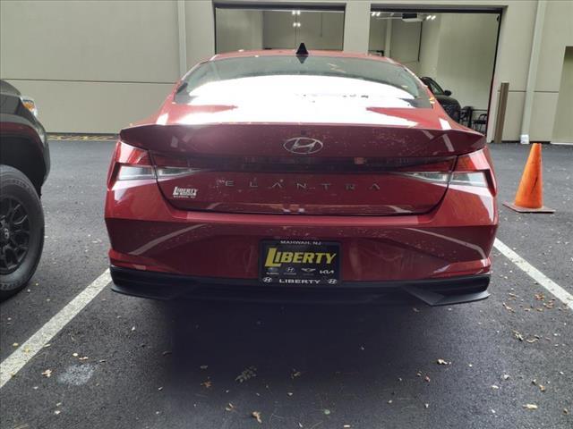2022 hyundai elantra sel