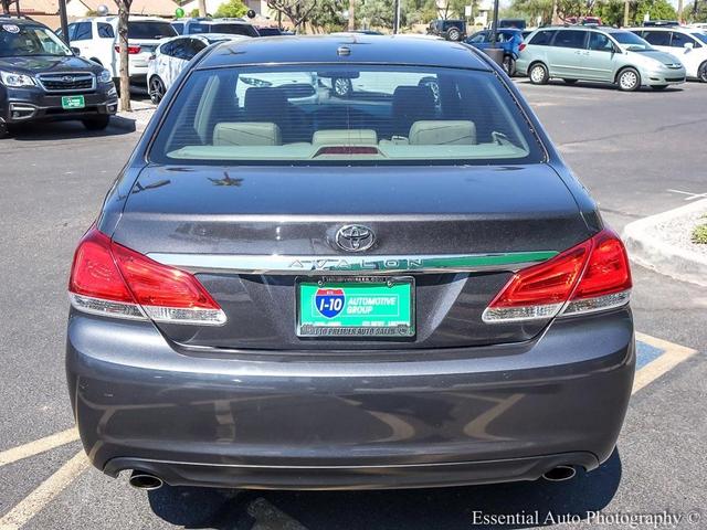 2011 toyota avalon