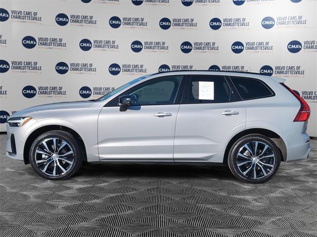 2024 volvo xc60 b5 plus dark