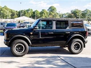 2022 Ford Bronco base advanced