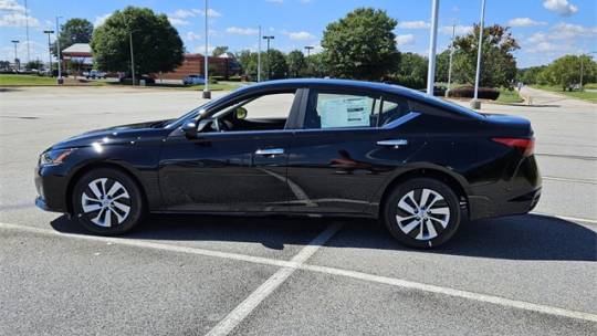 2025 Nissan Altima
