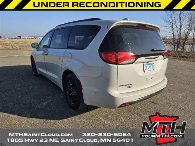 2019 chrysler pacifica in saint cloud, minnesota