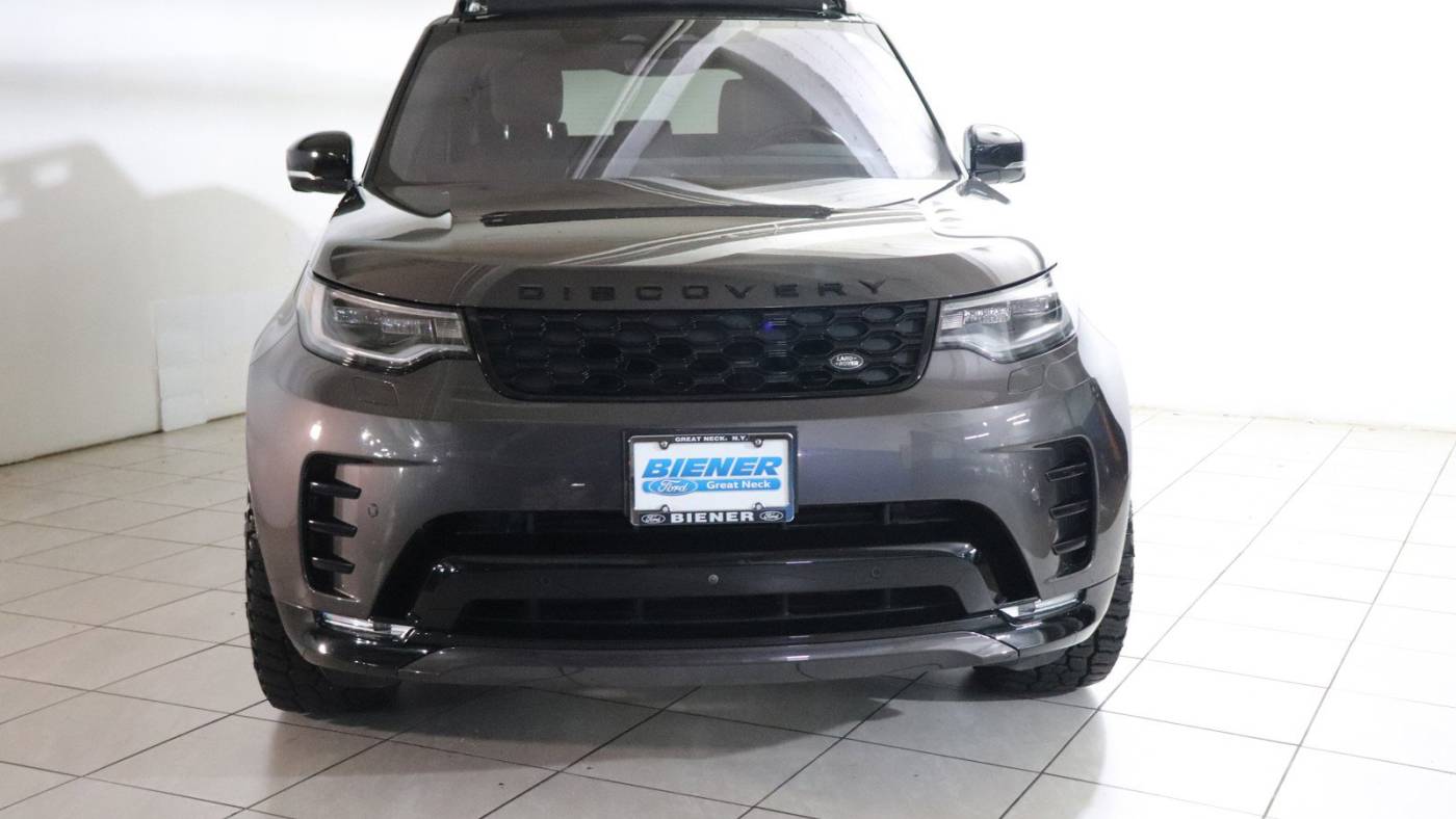 2022 land rover discovery p360 s r-dynamic