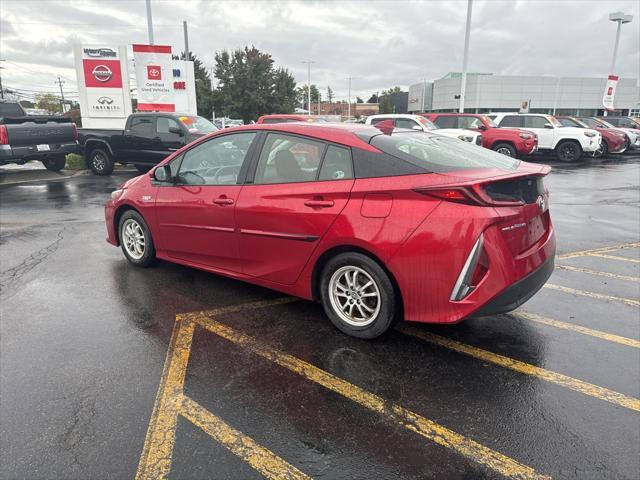 2017 toyota prius prime plus
