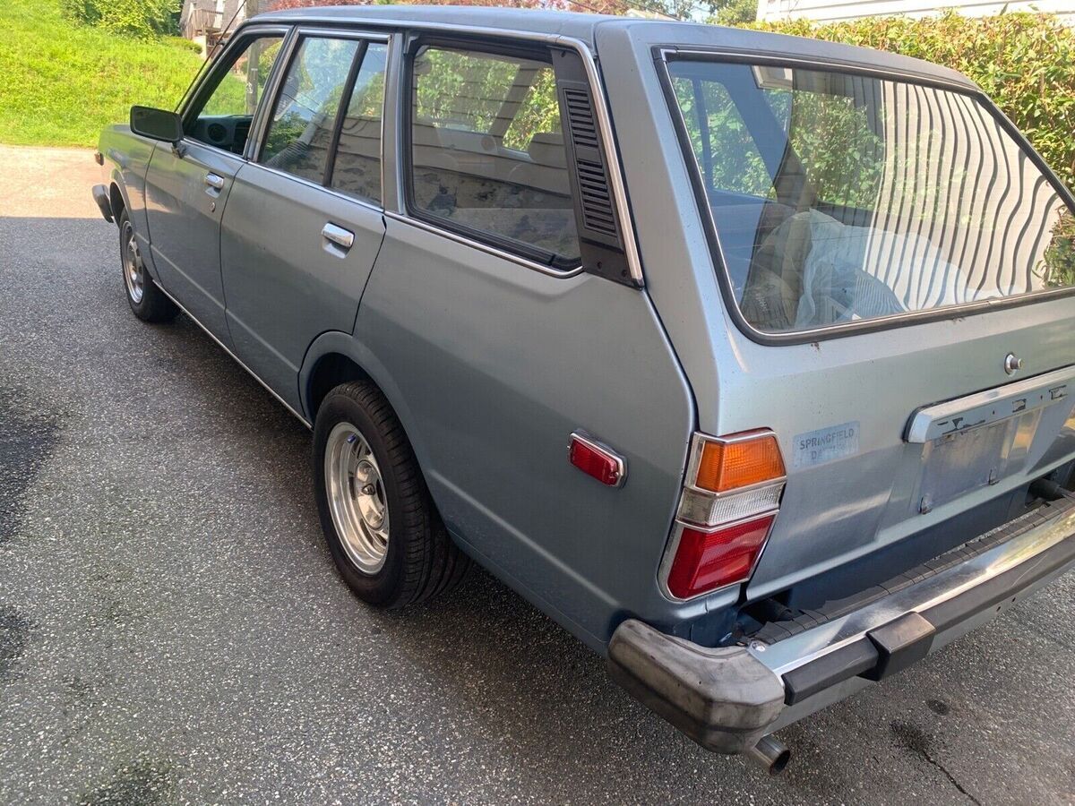 1980 datsun 510 wagon blue rwd automatic