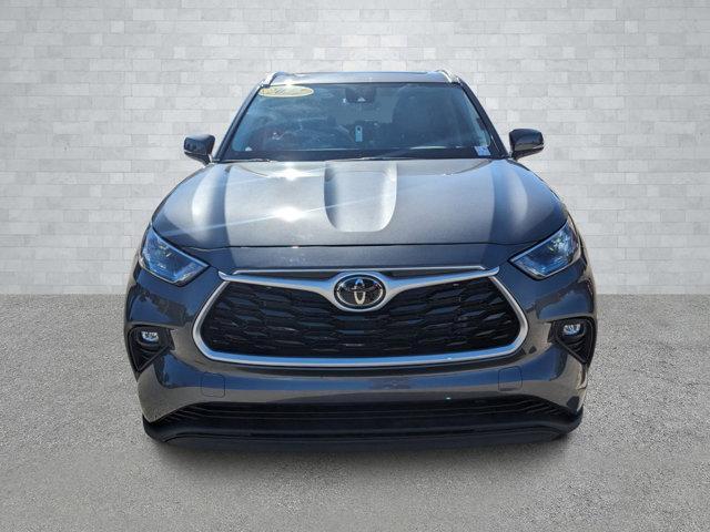 2022 toyota highlander xle