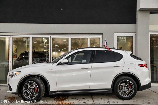 2023 alfa romeo stelvio ti