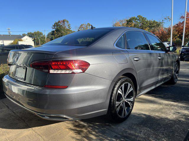 2022 volkswagen passat 2.0t se