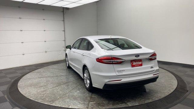 2020 ford fusion hybrid se