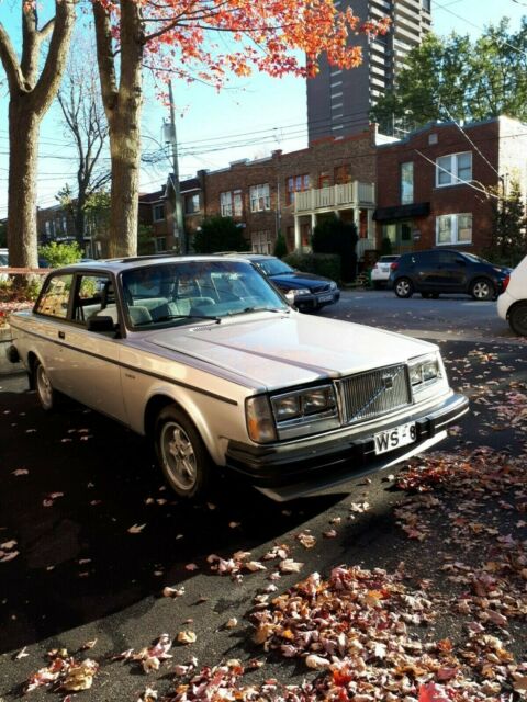 1982 classic volvo 242 glt 110k miles 2 door import fees incl. with bin (usa)