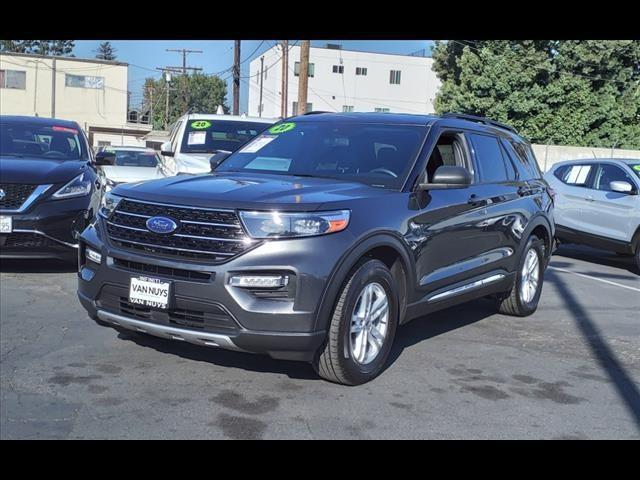 2020 ford explorer xlt