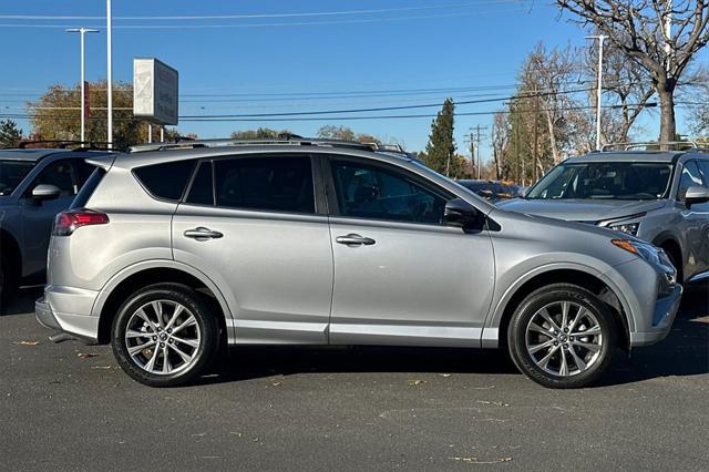 2018 toyota rav4 platinum