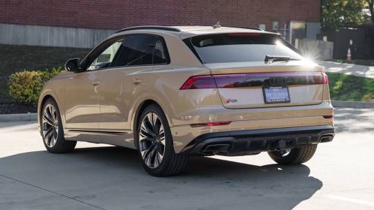 2025 Audi Q8
