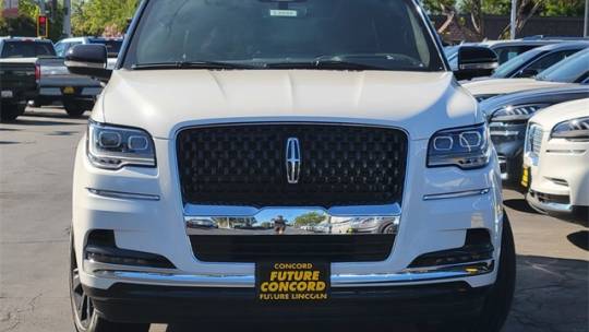 2024 Lincoln Navigator