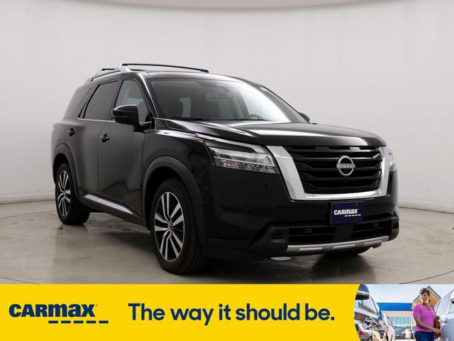 2023 nissan pathfinder platinum