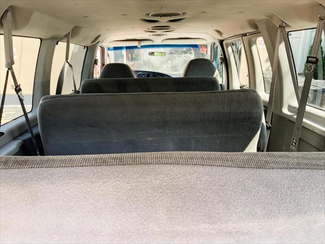 2003 ford e350 super duty xl wagon