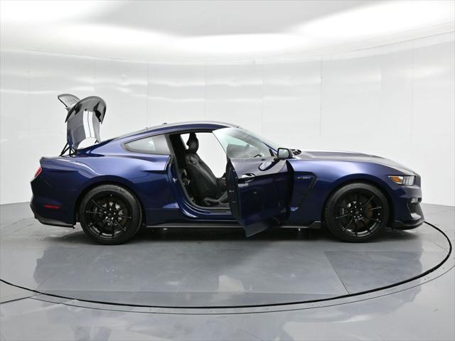 2020 ford shelby gt350 base