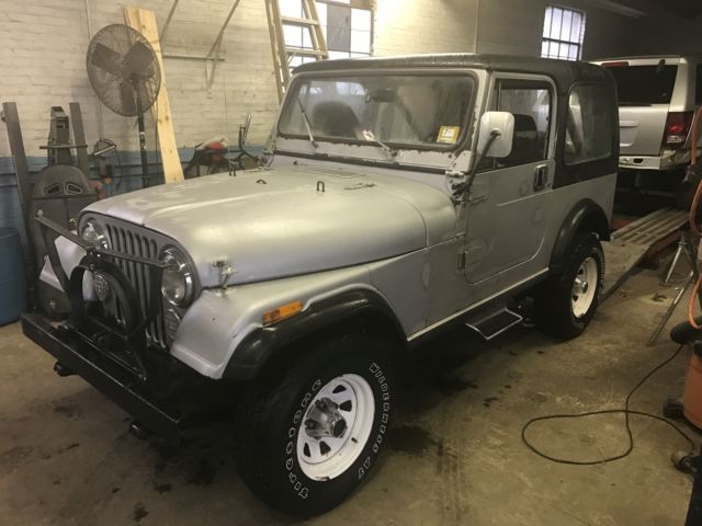 1986 jeep cj7 258 6cyl. 5spd. complete restoration