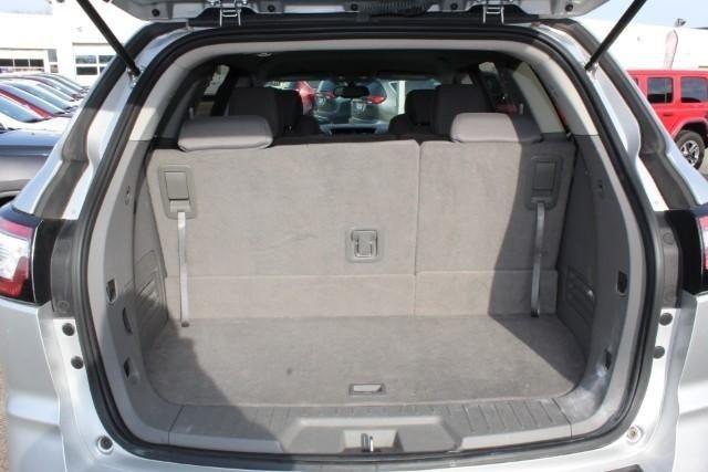 used 2014 chevrolet traverse fwd ls milwaukee, wi 53221 for sale in milwaukee, wisconsin