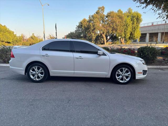 2012 ford fusion se