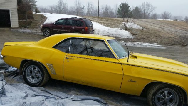1969 chevrolet camaro z28 clone