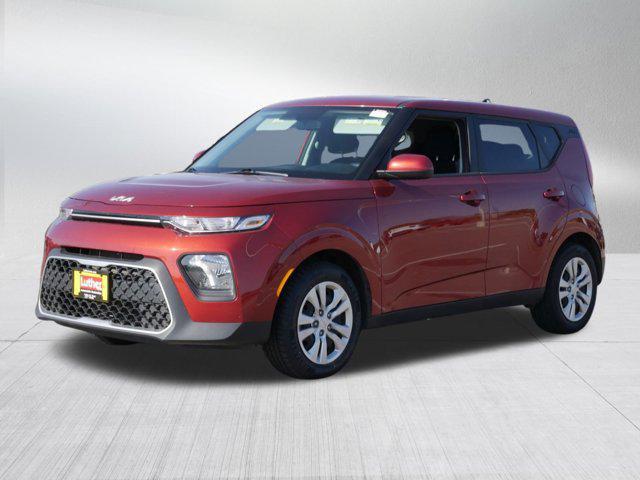 2022 kia soul lx