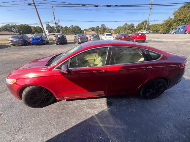 2015 ford fusion se