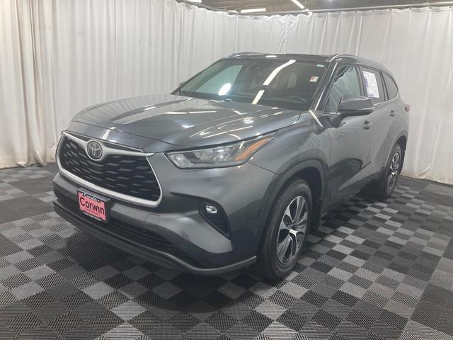 2020 toyota highlander xle