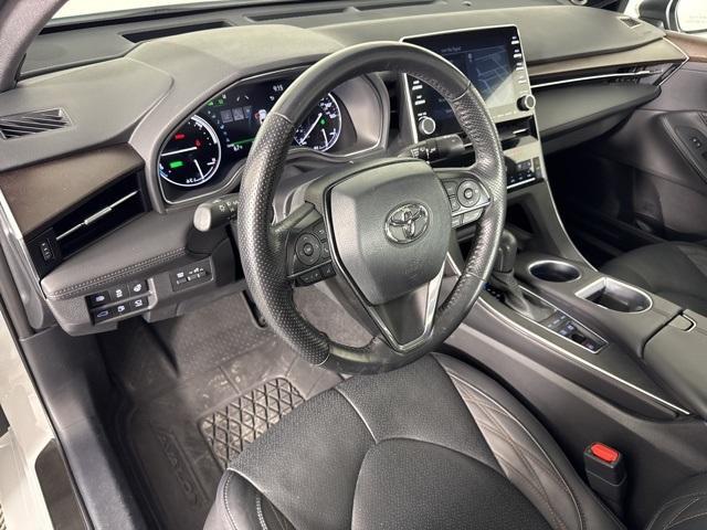 2022 toyota avalon hybrid limited