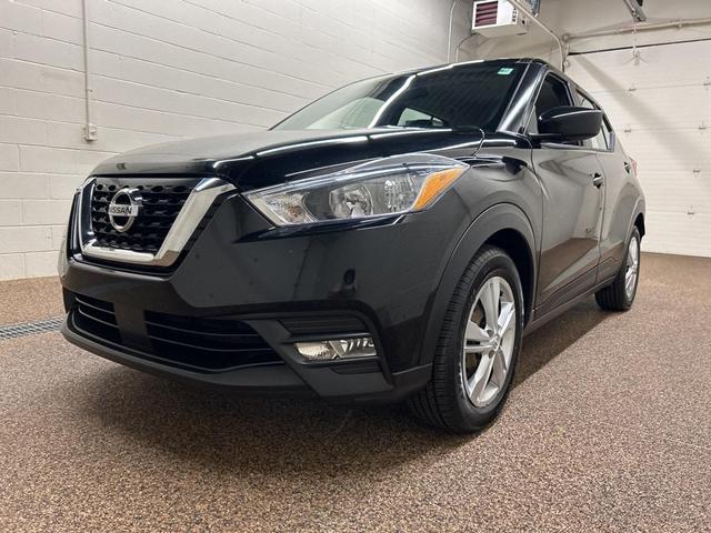 2020 nissan kicks s