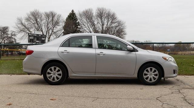2010 toyota corolla le