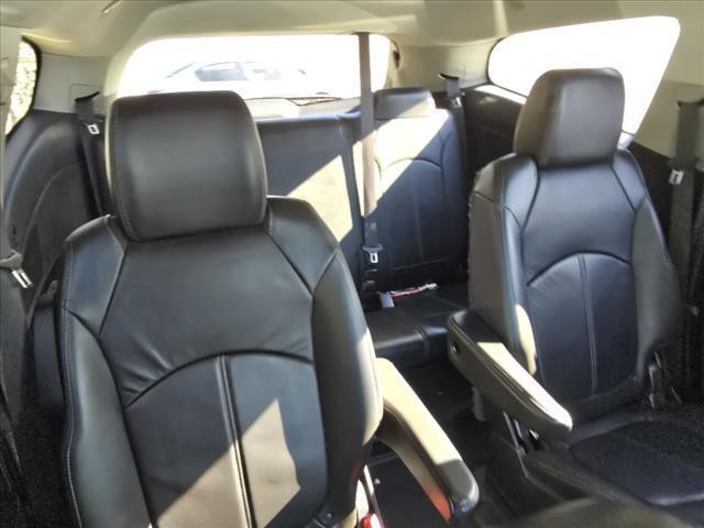 2017 chevrolet traverse 2lt