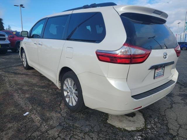 2016 toyota sienna limited