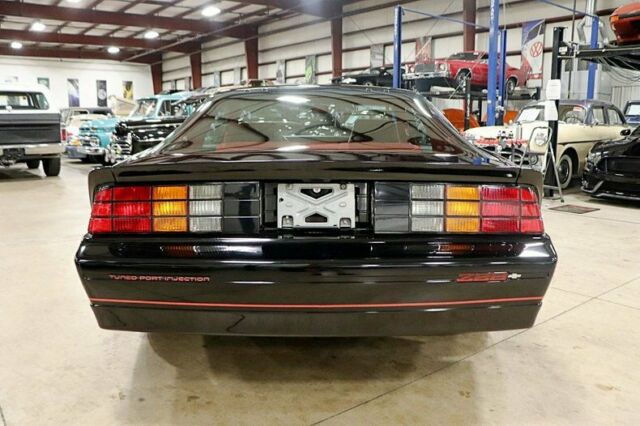1985 chevrolet camaro iroc z/28 14369 miles black coupe 305ci v8 automatic