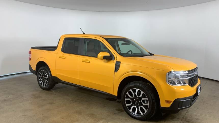 2022 ford maverick lariat