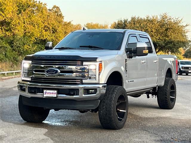 2019 ford f-250 lariat
