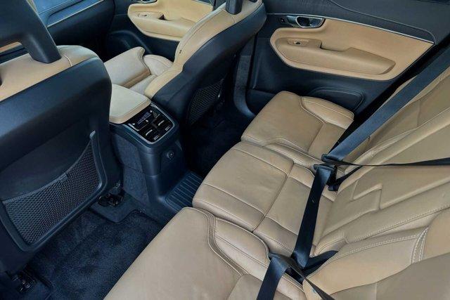 2022 volvo xc90 recharge plug-in hybrid inscription
