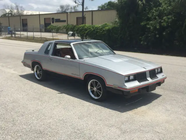 1984 oldsmobile cutlass hurst/olds-one of 3500-new paint & stripes-hurst wheels