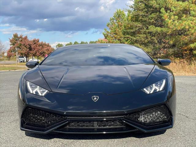 2017 lamborghini huracan lp 580-2 coupe 2d