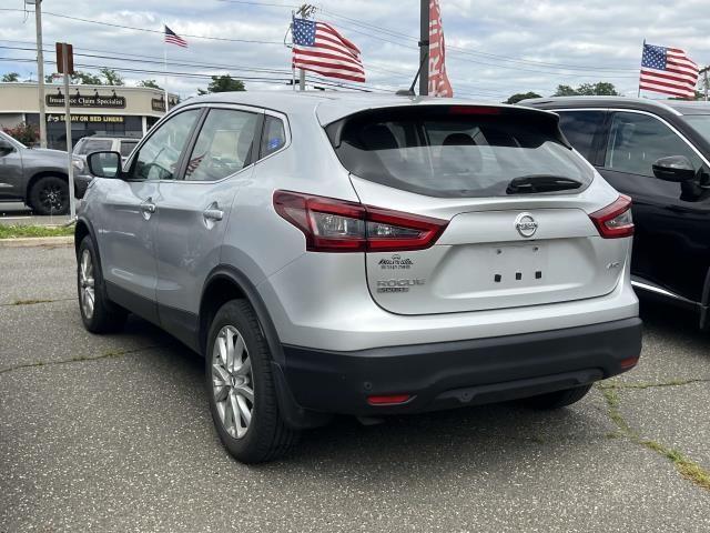 2021 nissan rogue sport s