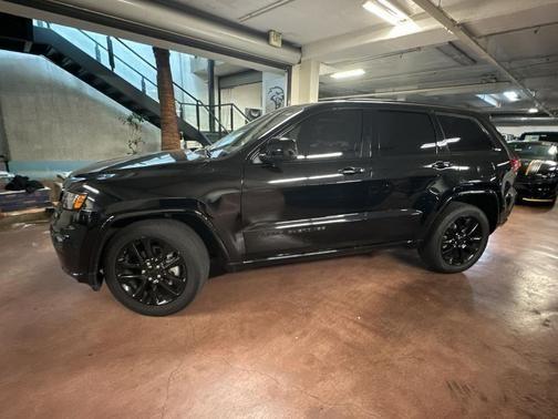 2020 jeep grand cherokee