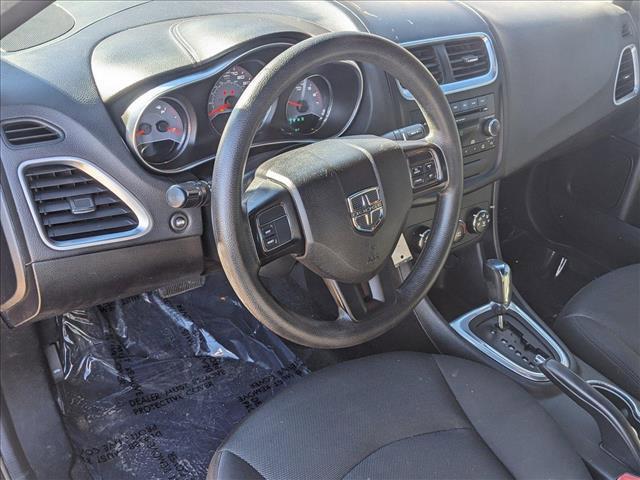 2014 dodge avenger se