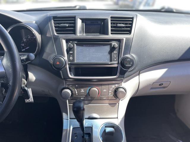 2013 toyota highlander se