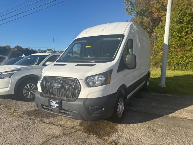 2022 ford transit-250 base