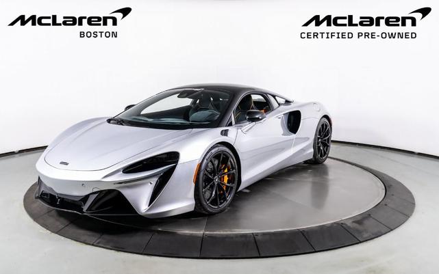 2024 mclaren artura performance