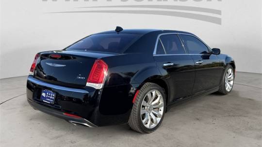 2019 Chrysler 300