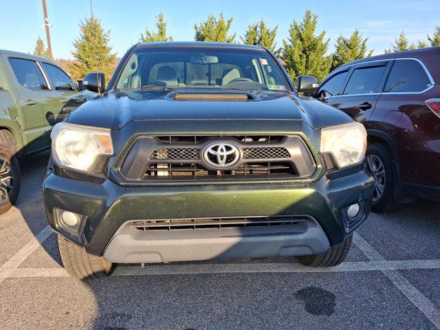 2013 toyota tacoma base