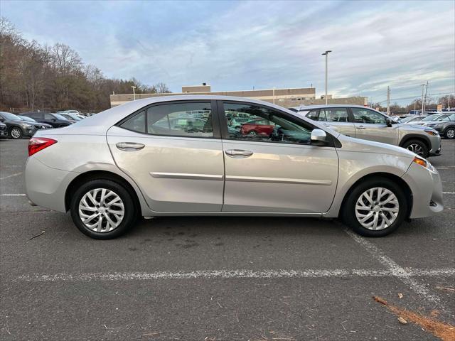 2018 toyota corolla le