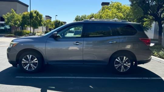 2017 Nissan Pathfinder