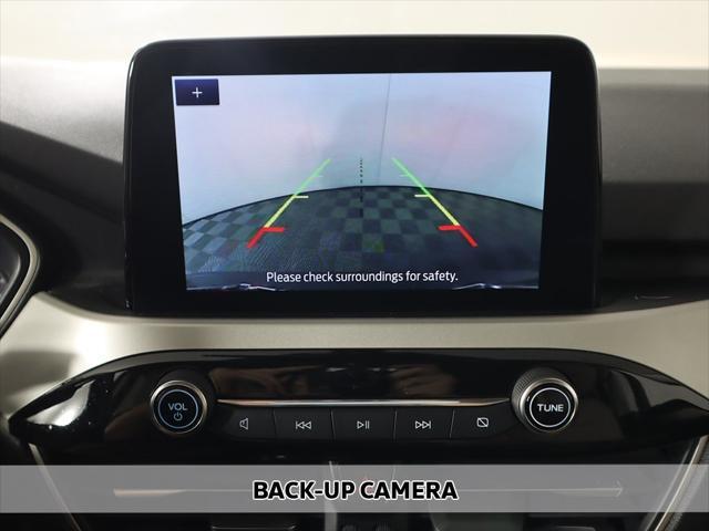 2021 ford escape se